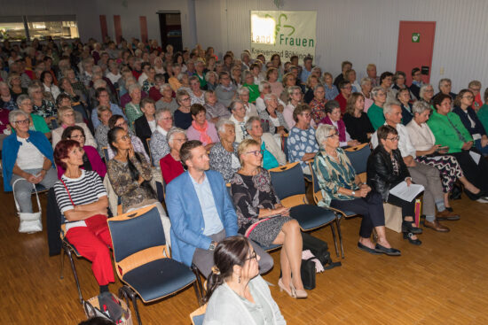 KreislandFrauentag in Weissach-Flacht