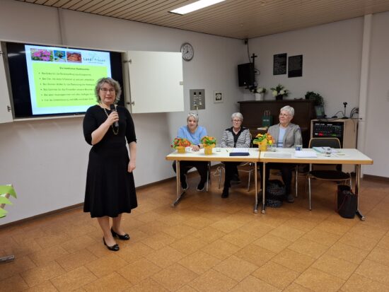 Mitgliederversammlung bei den Maichinger LandFrauen